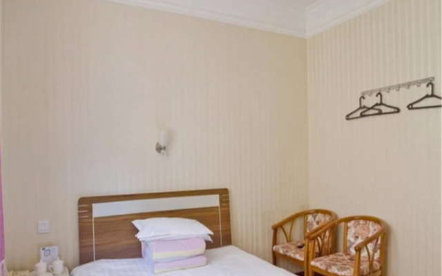 Dalian Yisongting Hotel