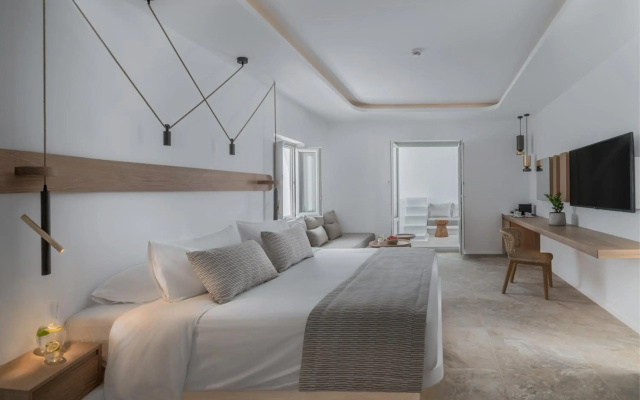 Santorini Kastelli Resort
