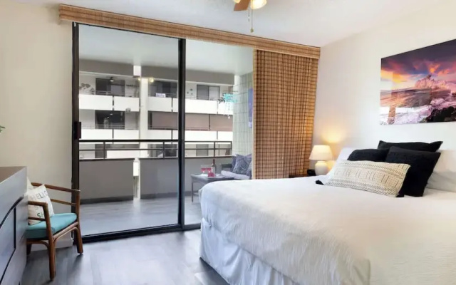 Oceanfront Condo 117 in Kailua-kona