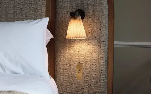 Empire Hotel
