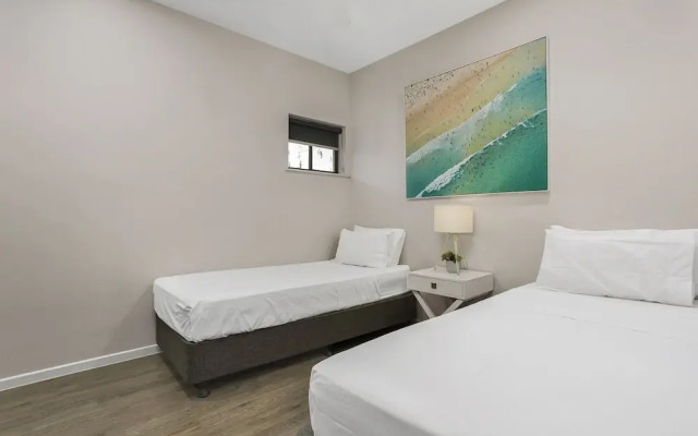 Cairns North 4-bed With Outdoor Dining & Pool