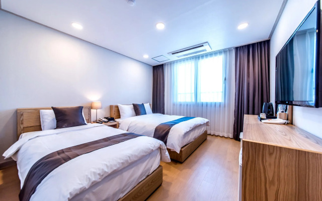 Zamong Hotel