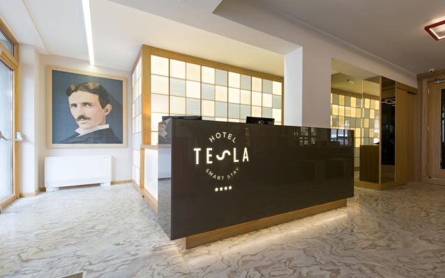 Бутик-отель TESLA Smart Stay вид на фасад