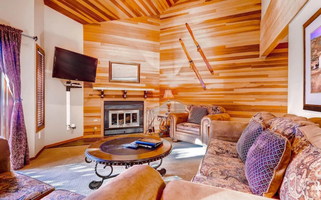 Lakeside 1529 by Park City Lodging