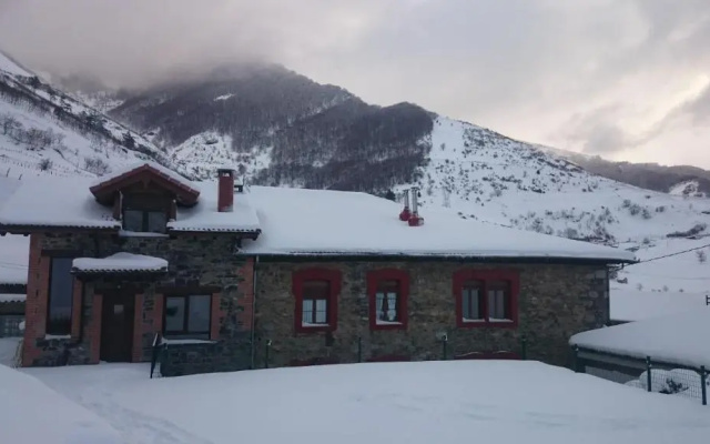 Posada Real Pajares