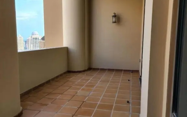 Lovely One Bedroom Apartment Porto Arabia, The Pearl Qatar