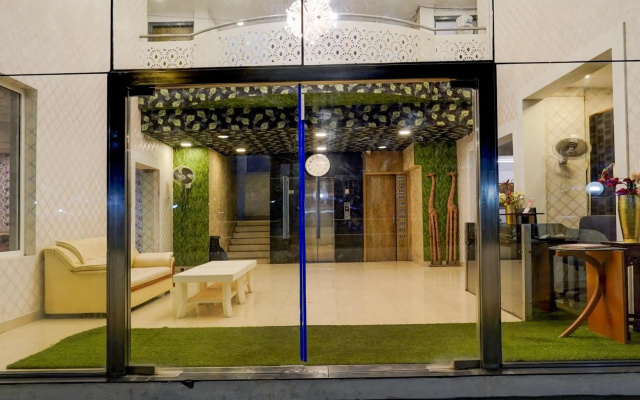 Lotels Hotel