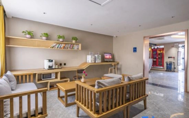 Xinmeiyue Hotel (Urumqi Jingxinyuan Political and Legal Training Center Branch)