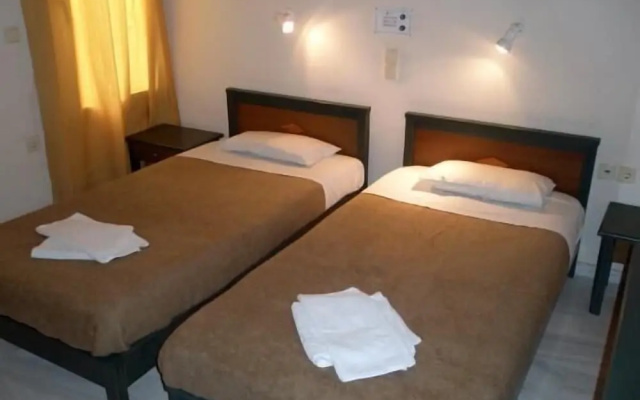 Mythos Beach Hotel