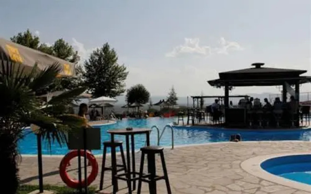 Alexander Hotel