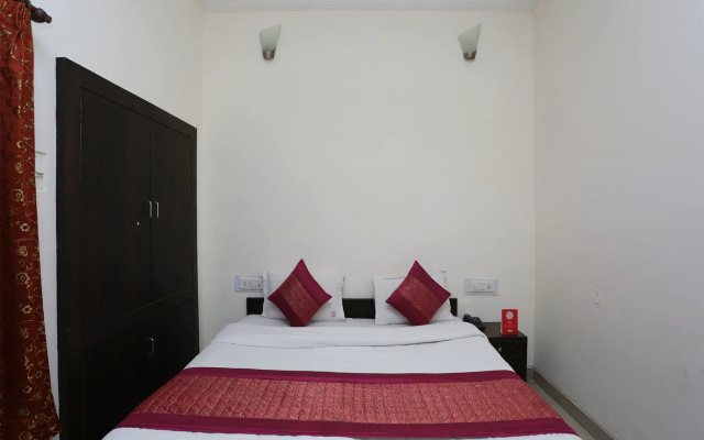 OYO 12868 Hotel City Lite