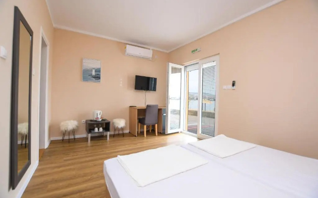 Danubiana Apartments 5