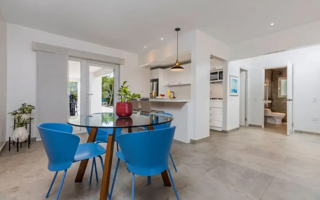 Boca Catalina 2 Boca Catalina Modern 2bd-2bath-steps to Beach