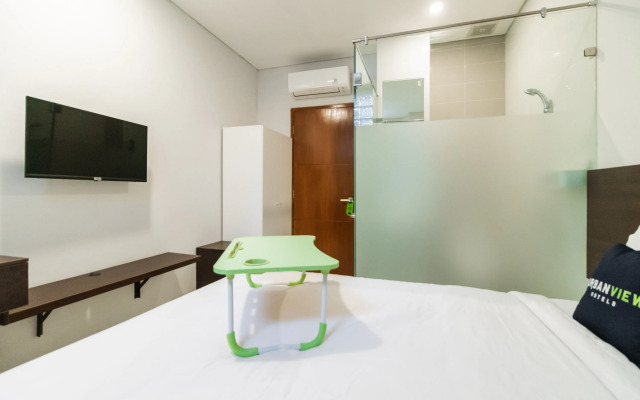 Urbanview Hotel Casa Kota Mangga Besar