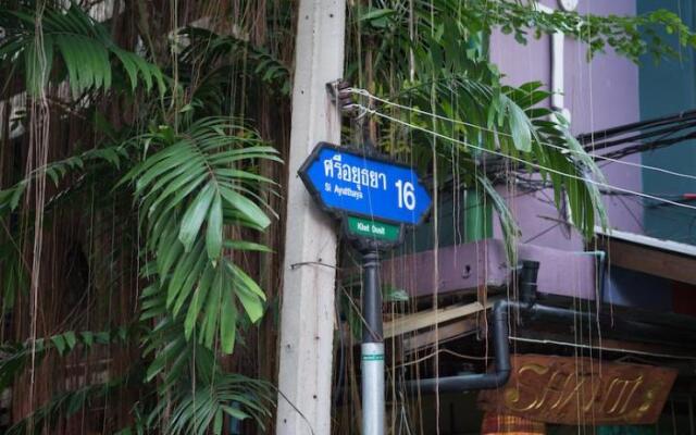 Отель Sawatdee Guesthouse the Original вид на фасад