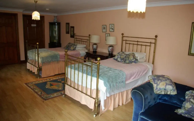 OYO Craigadam Hotel