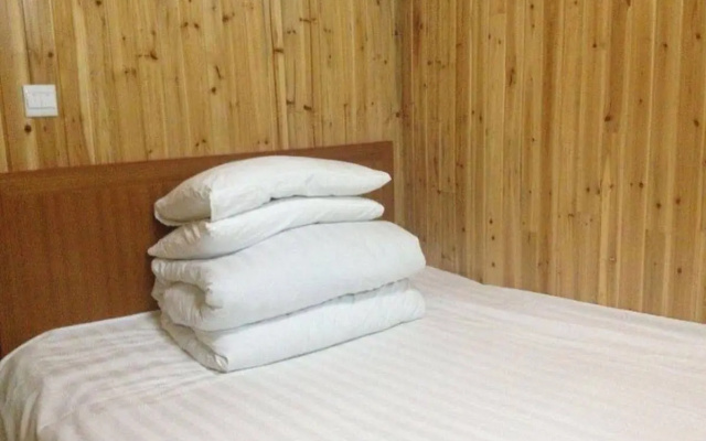 Wuzhen Zhenshui Gelou Inn