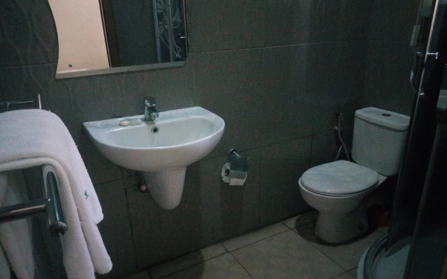 Orchard Hotel