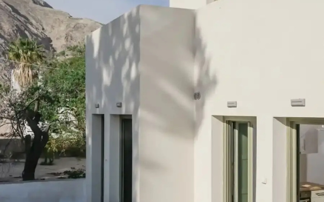 Apeiron Perissa Apartments