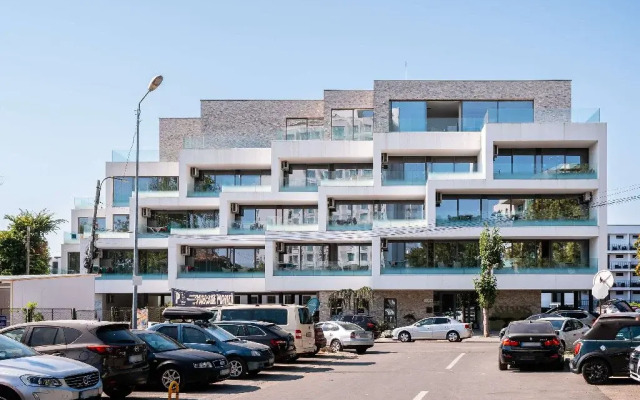AMARIS Apartamente cm