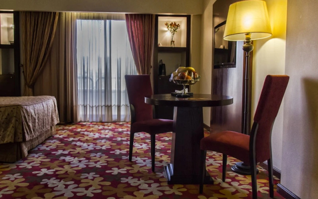 Hotel Homa Khayam Mashad
