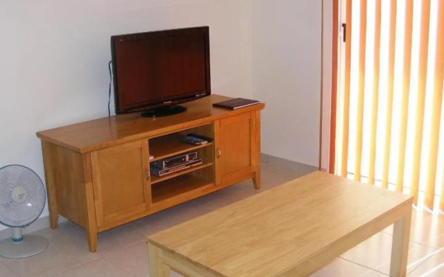 Nissi Elena Deluxe Apartments