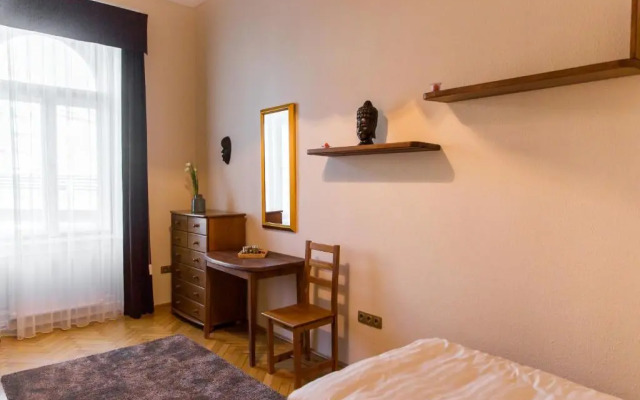 East Private Rooms