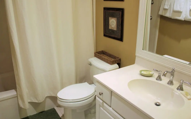 Lighthouse 1418 - 3 Br condo