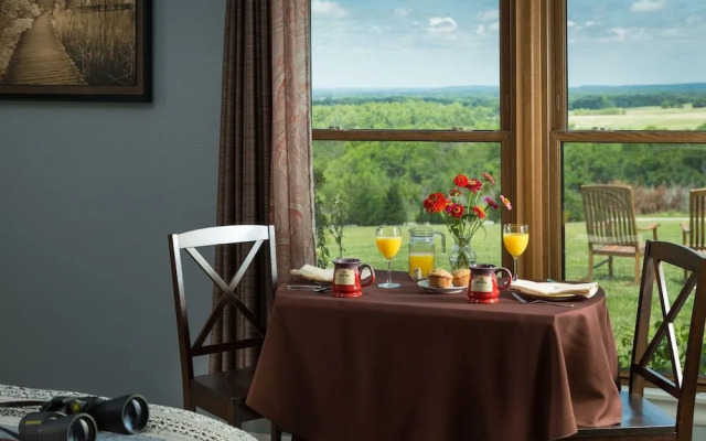 Cedar Crest Lodge
