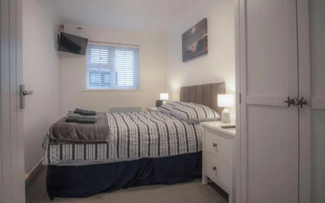Castle Cove - 1 Bedroom Apartment - Tenby