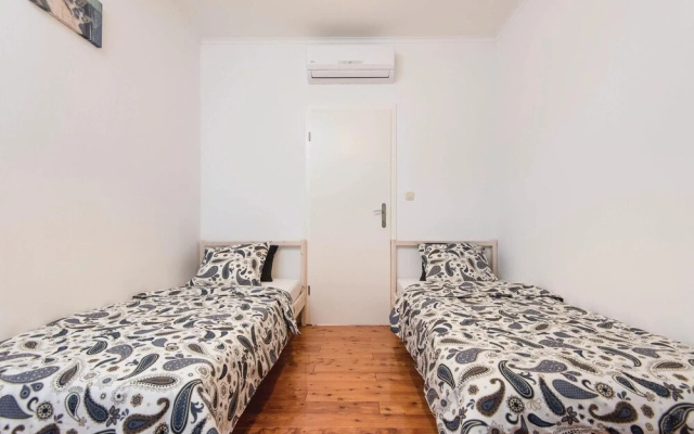 Beautiful Home in Zrnovo With Wifi and 3 Bedrooms