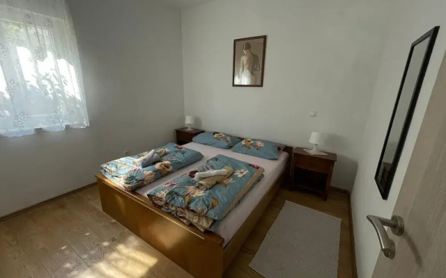 Kuca za Odmor u Kastelima s Pogledom na More
