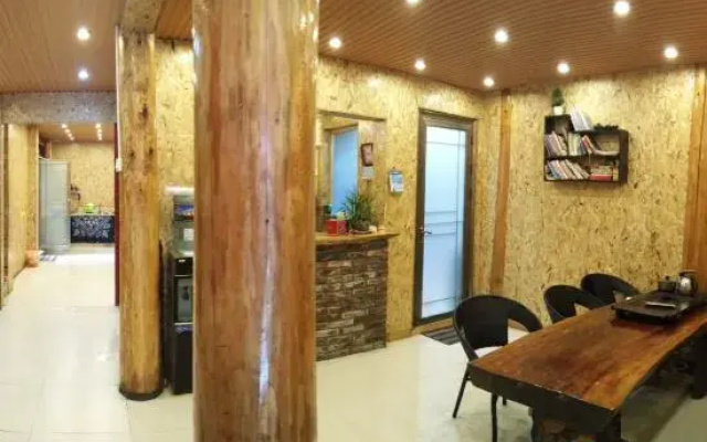 Wang Jiang Lou Hostel