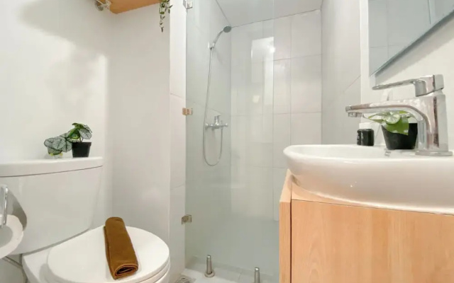 Spacious And Comfy Studio Apartment Royal Sentul Park