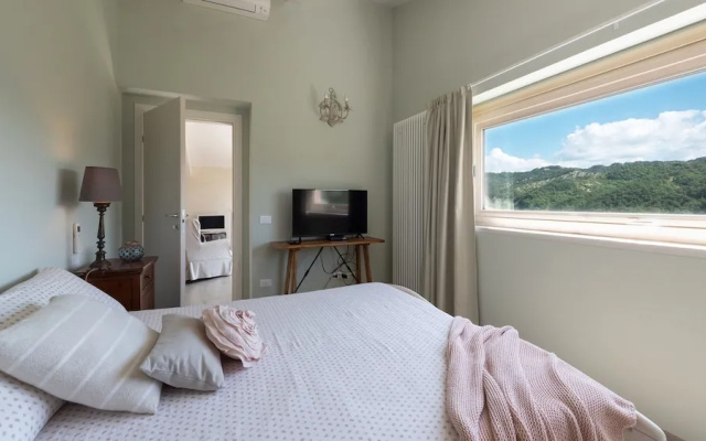 Heartbreaking Charming Villa in Chipieri - Marche