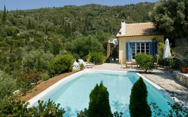 Villa Thalia - Agios Nikitas Villas