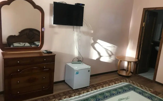 Guest house Mayana