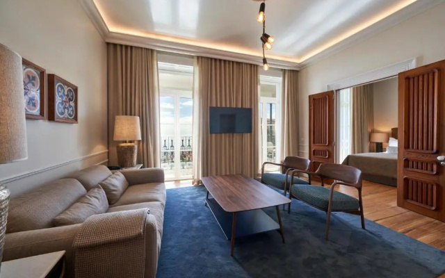 Les Suites at Cliff Bay PortoBay