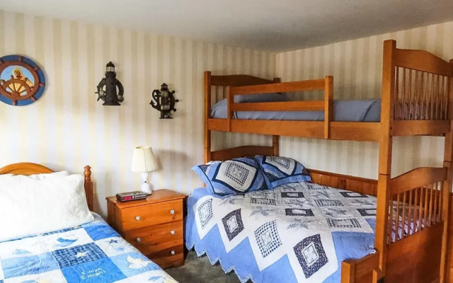 5 Ivy Hill Lane - Three Bedroom House