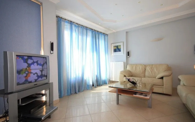 Zigouris House
