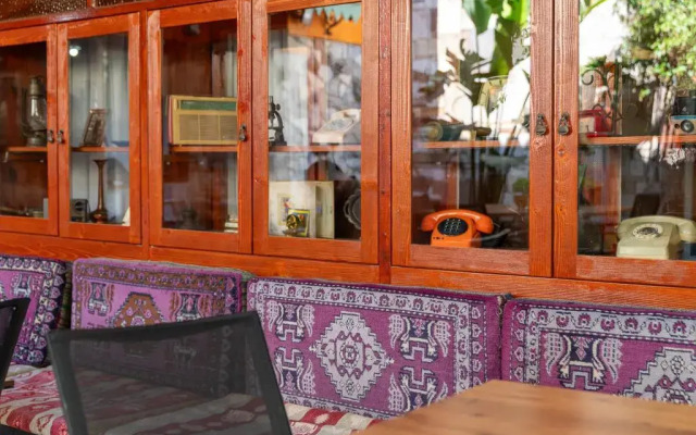 Urla Han Otel