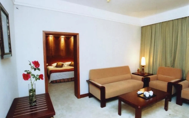 Huaxia Hotel