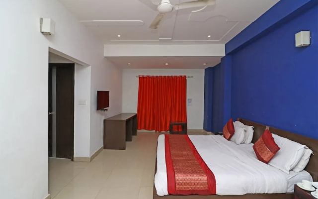 Hotel Era Residency