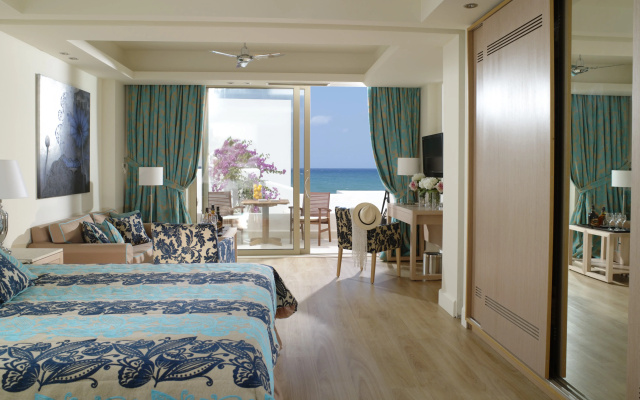 Knossos Beach Bungalows Suites Resort & Spa