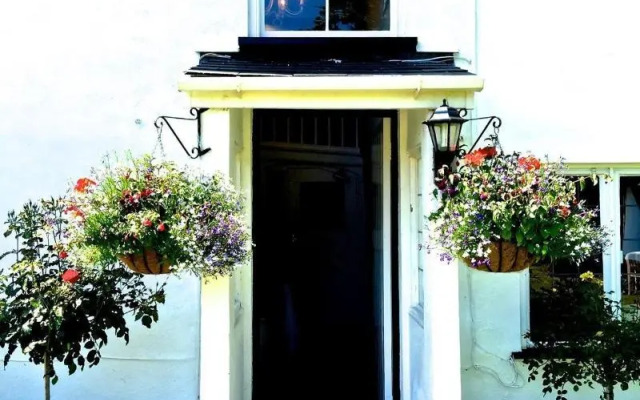 The White Cottage B&B