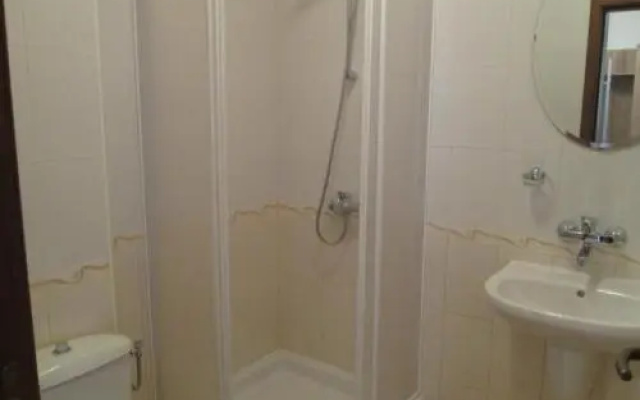 Md Alexander Services Apartments