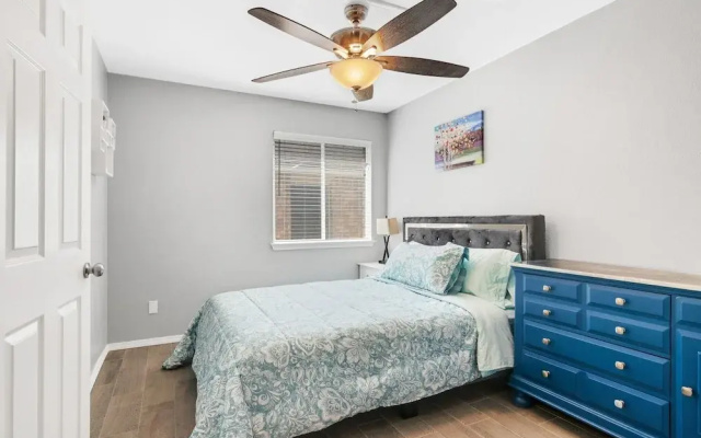 Quiet Austin Stay Near Tech