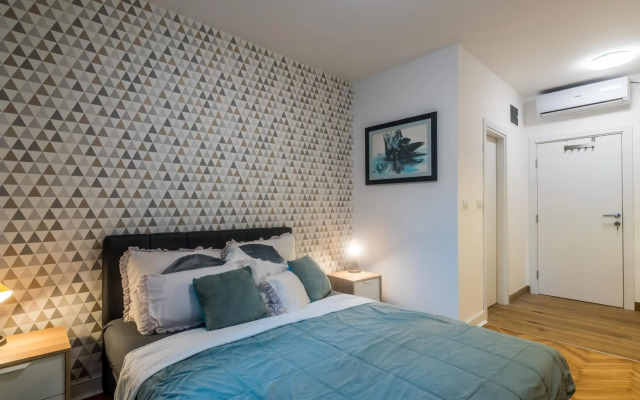 Merci Apartment