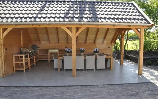 Mansion in Nijensleek With Sauna & Garden