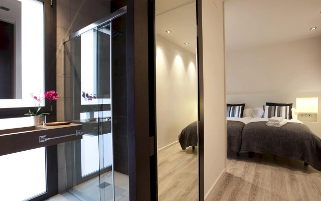 GAUDIR LUXURY · Luxury Apt with Terrace near Pg Gracia